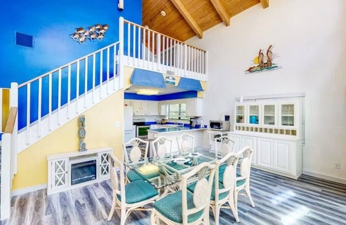 Putnam Hall Maison | LAKE FRONT PROPERTY WITH BEACH, DOCK AND GAME ROOM, 30 MIN TO GAINSVILLE