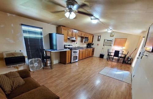 Oneida Maison | Lake front rustic fishing camp