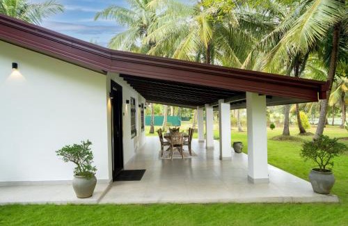 Inamaluwa Maison | Lake Gama