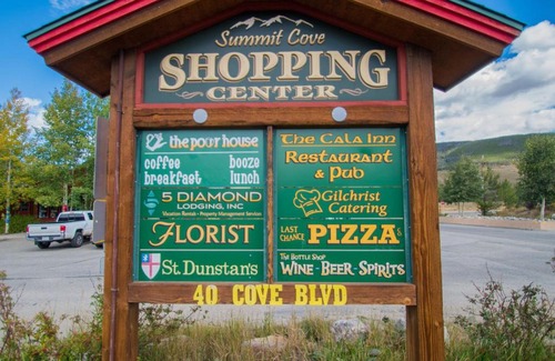 Summit Cove Maison | Lake Haus #C9 by Book by Owner