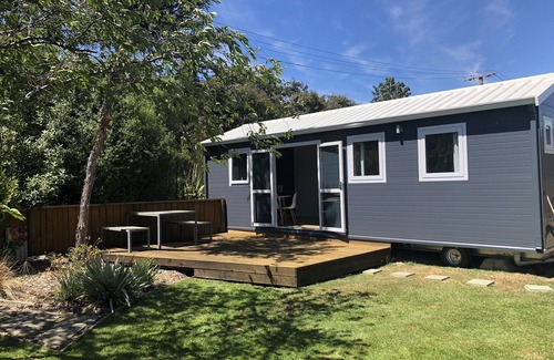 Lake Hawea Cabine | Lake Hawea Lakefront Cabin