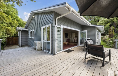 Okere Falls Maison | Lake Hideway - Okere Falls Holiday Home