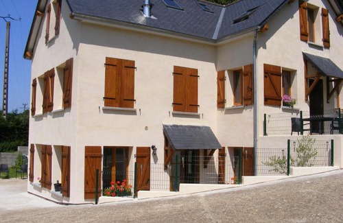 Beaumont-Pied-de-Boeuf Appartement | Lake House, France