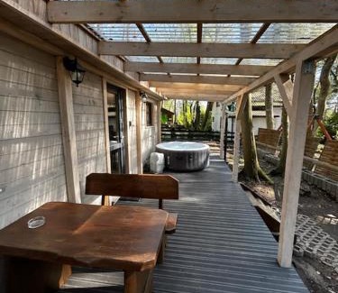 Zarnowiec Maison | Lake House Lubkowo z prywatnym jacuzzi