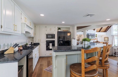 Lake Park Maison | Lake House Pool Home With Dock and Boat Ramp