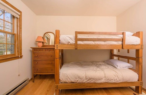 Waupaca Maison | Lake House Vacation Sleeps 12, Private Dock