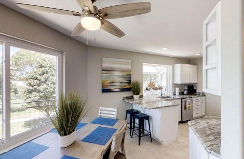 Kingsland Maison | Lake it Easy