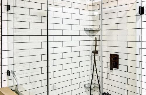 Wakefield Maison | Lake Ivanhoe Rendevous