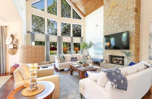 Kingsland Maison | Lake LBJ Waterfront House w/Private Boat Slip, Swimming Area with Steps to the lake