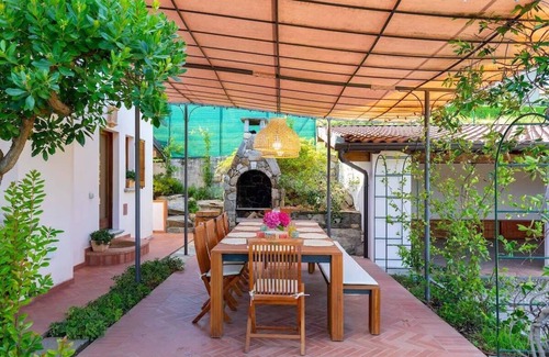 Brebbia Maison | Lake Maggiore 3 bed villa with pool