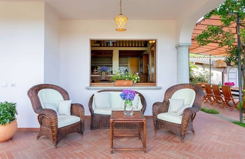 Brebbia Maison | Lake Maggiore 3 bed villa with pool