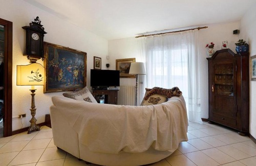 Castelveccana Maison | Lake Maggiore - Elegant House with Lake View and Private Pool