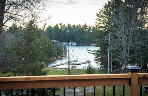 Muskoka Lakes Maison | Lake Muskoka 2-bedroom Cottage - Pier 100 #50