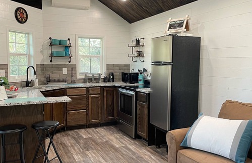 Avinger Cabine | Lake o' the Pines Cozy Cabin
