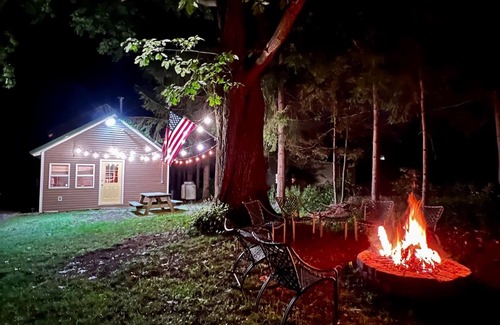 Sandy Creek Appartement | Lake Ontario Cottage BBQ Fire Pit