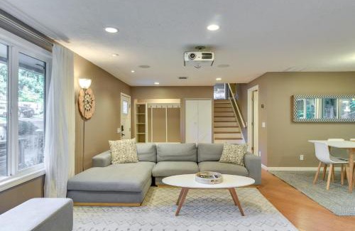 Palisades Maison | Lake Oswego Home with Covered Patio Near Portland!