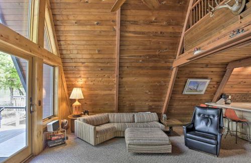 Stockholm Maison | Lake Pepin Cottage with Decks and Private Beach!