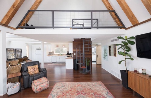 Vassar Maison | Lake Pomona - A Frame