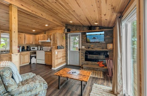 Farwell Maison | "Lake Rachel Retreat"- Fish, Swim, Play!