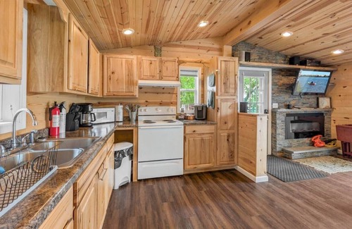 Farwell Maison | "Lake Rachel Retreat"- Fish, Swim, Play!