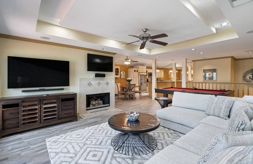 Rockwall Maison | Lake Ray Hubbard - Luxury Lakeside Home Located in Chandler's Landing - Rockwall