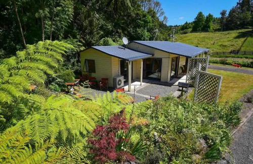Okere Falls Maison | Lake Rotoiti Retreat