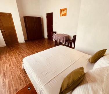 Nawala Maison | Lake Side Bliss