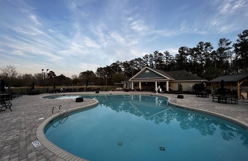 Santee Copropriété | Lake Side Condo Getaway