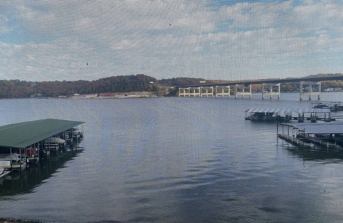 Lake of the Ozarks Copropriété | Lake side condo with amazing views!