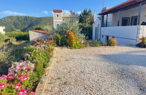 Ksamil Appartement | Lake Side Serenity