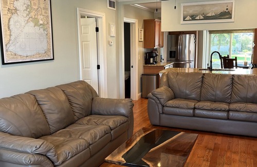Harrison Township Maison | Lake St. Clair Lodge - Waterfront