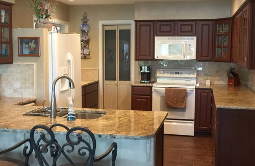 Point Venture Maison | Lake Travis Waterfront - 4BR / 3BA vues exceptionnelles, quai pour bateaux