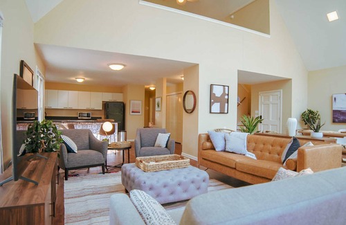 Northport Maison | ♥ Lake Tuscaloosa Retreat - Family Friendly - High Speed WiFi
