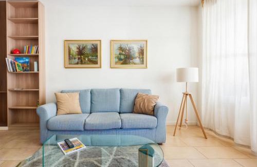 Sarnico Appartement | LAKE VIEW 20 - free wi-fi - just 50 meters from the lake