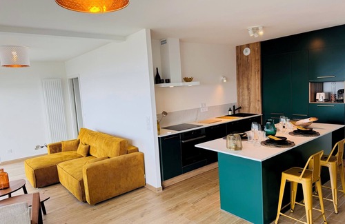 Evian-les-Bains Appartement | Splendide appartement, neuf, terrasse, vue 180° lac, 5' du golf
