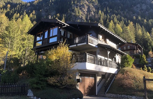 Champex-Lac Chalet De Ski | Chalet avec vue sur le lac avec jacuzzi, sauna, nombreuses terrasses et jardin