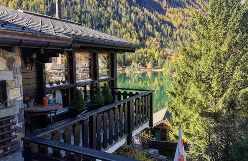 Champex-Lac Chalet De Ski | Chalet avec vue sur le lac avec jacuzzi, sauna, nombreuses terrasses et jardin