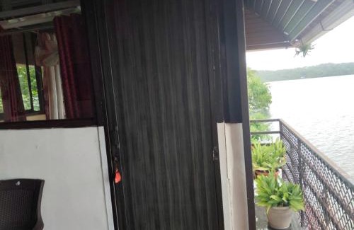 Quilon Maison | Lake View Homestay Kundara