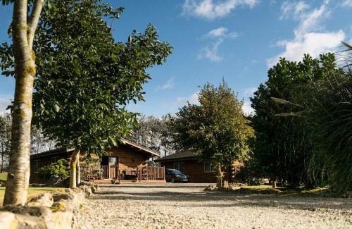 Wrangle Maison | Lake View Lodges - 25072