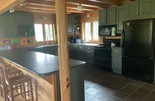 Fishs Eddy Maison | Lake View Log Cabin with amazing views