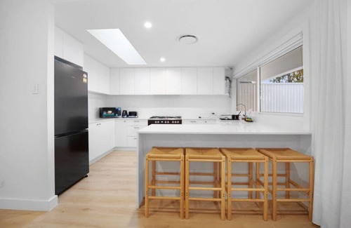 Berkeley Vale Maison | Lake View Luxury in the Vale