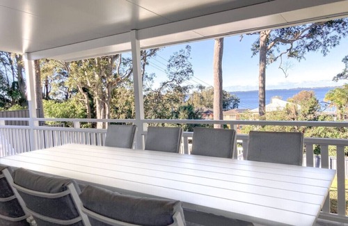 Berkeley Vale Maison | Lake View Luxury in the Vale