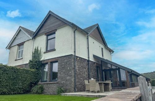 Watermillock Maison | Lake View luxury home with Lake Ullswater view & 2 ground floor bedrooms ideal for 2 families