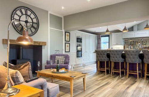 Watermillock Maison | Lake View luxury home with Lake Ullswater view & 2 ground floor bedrooms ideal for 2 families