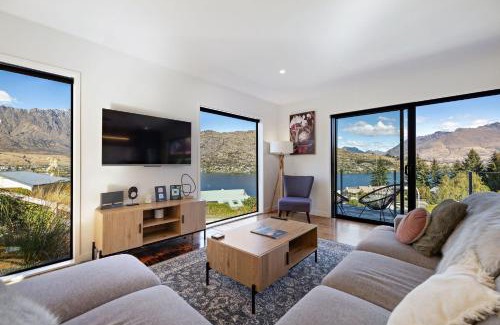 Frankton Maison | Lake View Viscount