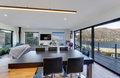 Frankton Maison | Lake View Viscount