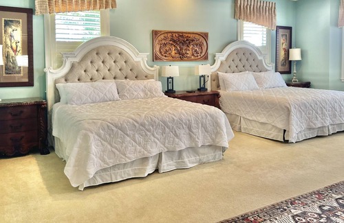 Eastlake Weir Maison | Lake Weir Luxury