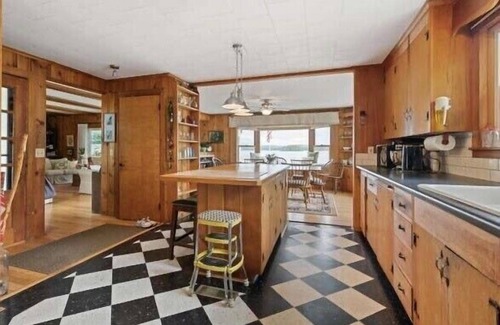 Wolfeboro Maison | Lake Wentworth Estate: Unobstructed Sunset Views, Private Beach, Fire Pit, Lawn