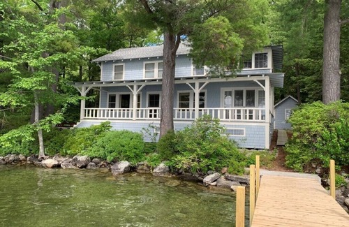 Wolfeboro Maison | Lake Winnipesaukee Vintage Vacation Home – Your Ideal Lakefront Retreat