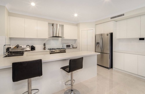Berkeley Vale Maison | Lakedge Home at Berkeley Vale